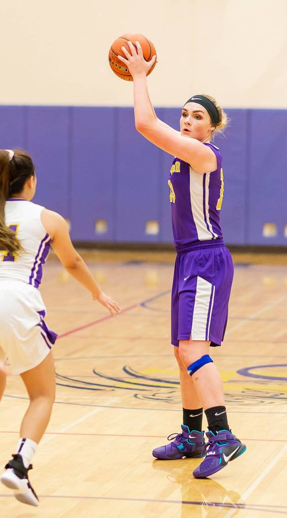 Photos: Wildcats display talents in annual scrimmage / Boys, girls basketball