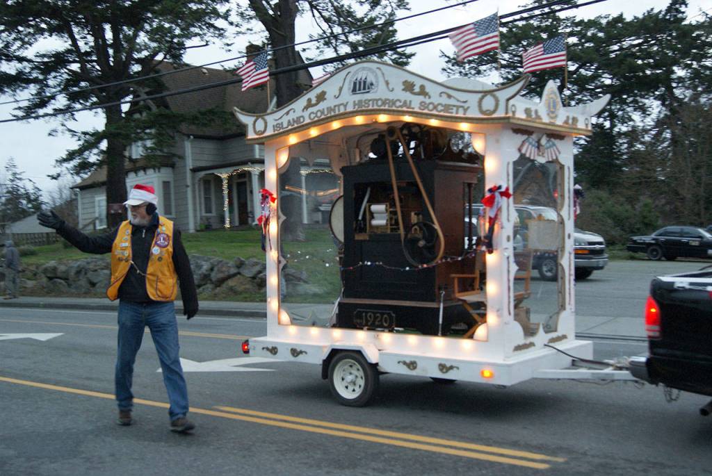 Photos by Maria Matson / Whidbey News Group.                                 The Island County Historical Society made a whimsical appearance in the parade.
