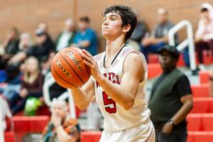 Turks top Wolves / Boys basketball