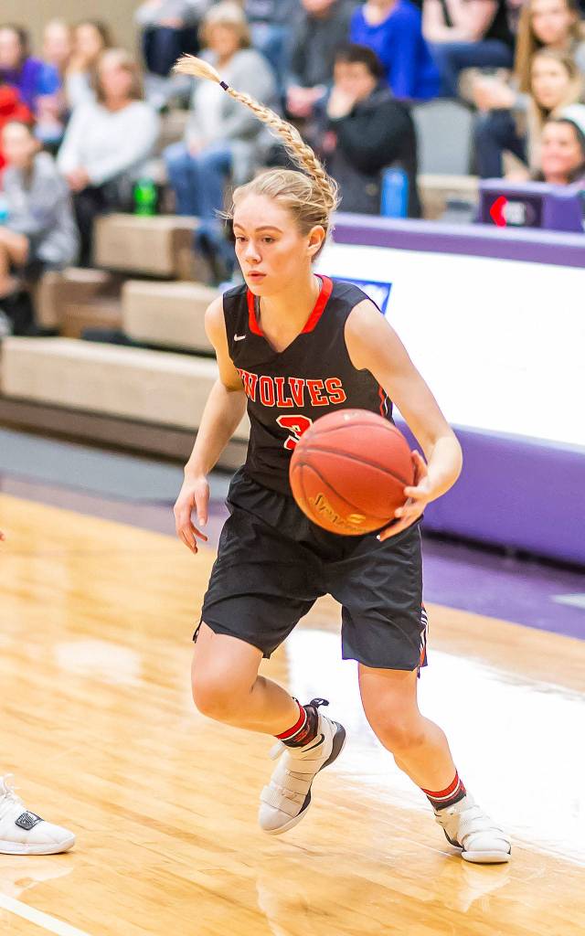Chelsea Prescott goes on the attack.(Photo by John Fisken)