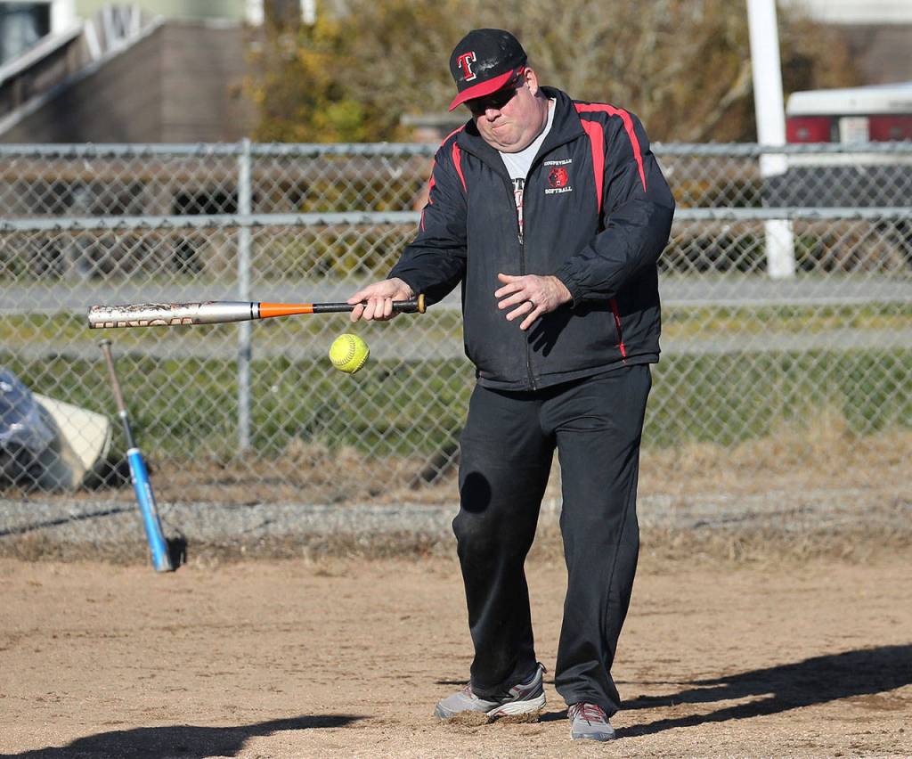 Photos: Wolves begin spring season