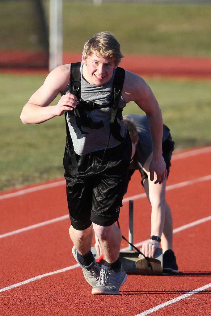 Photos: Wolves begin spring season