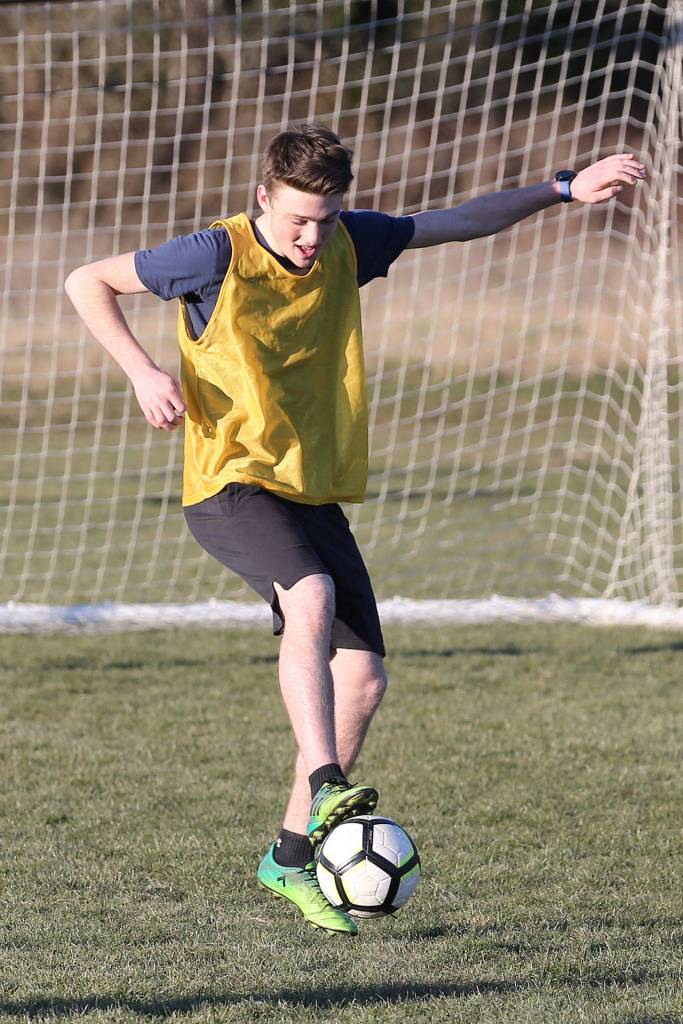 Photos: Wolves begin spring season