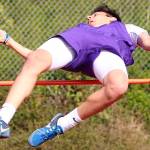 Spring prep preview / Oak Harbor boys track