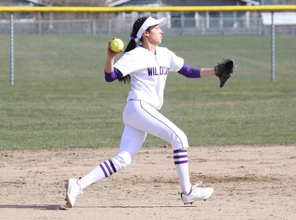 Oak Harbors Abigale Fierro looks for an out against Lakewood.(Photo by John Fisken)