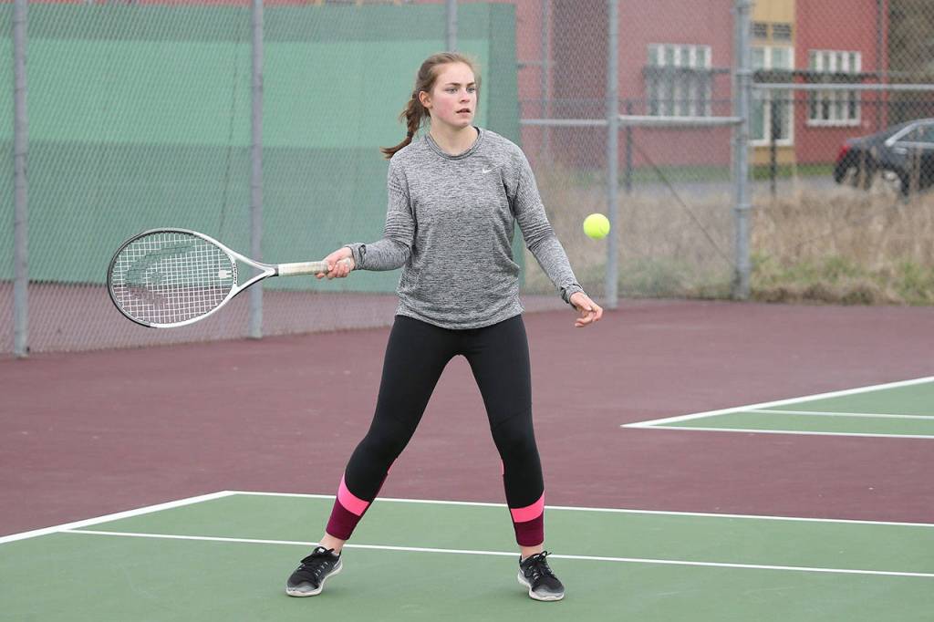 Eryn Wood competes in second doubles.(Photo by John Fisken)