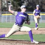 Wildcats split with Chargers / Baseball