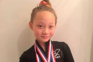 Mahelona finishes 11th at state / Gymnastics