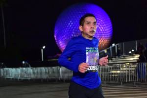 Marathon Man: Mendoza to complete 100th 26.2-mile race this weekend