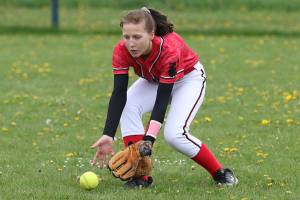 Crownover’s home run leads Wolves to win / Softball