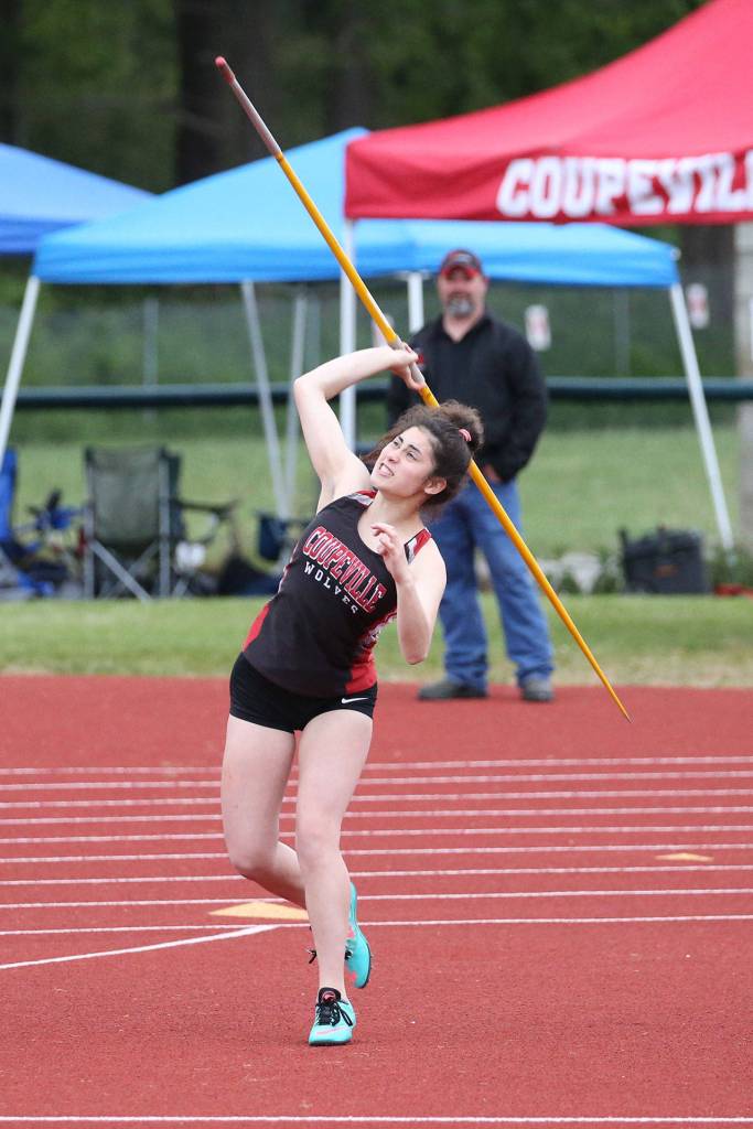 Raven Vick launches the javelin.(Photo by John Fisken)