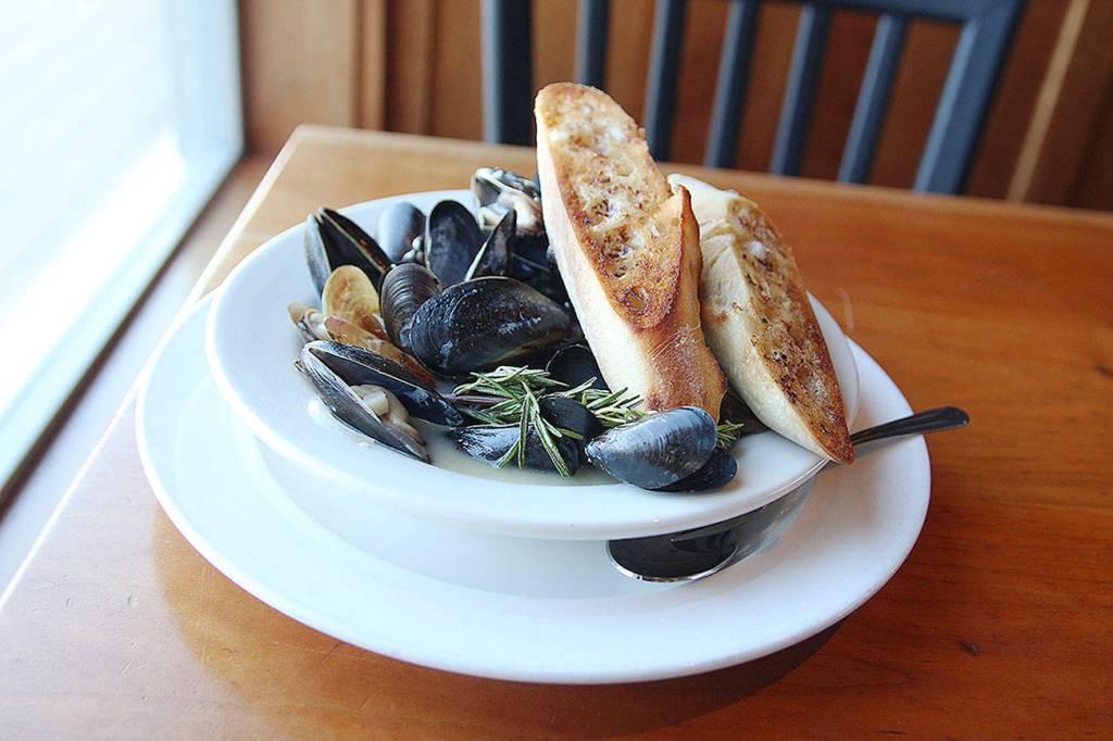 Summertime bites sips