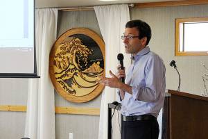 State AG discusses opioids, Trump at Rotary of Oak Harbor