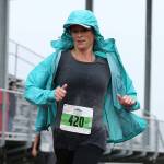 Wedding proposal, raindrops and running / Race the Reserve