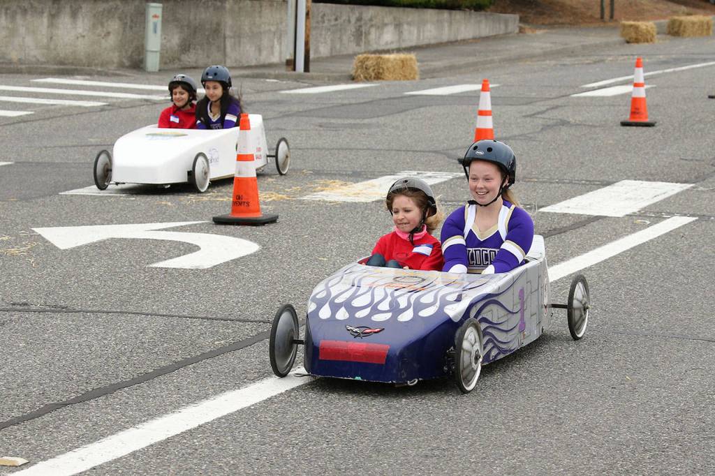 Photos: Youngsters glide down Barrington Drive in 27th annual Challenge Series