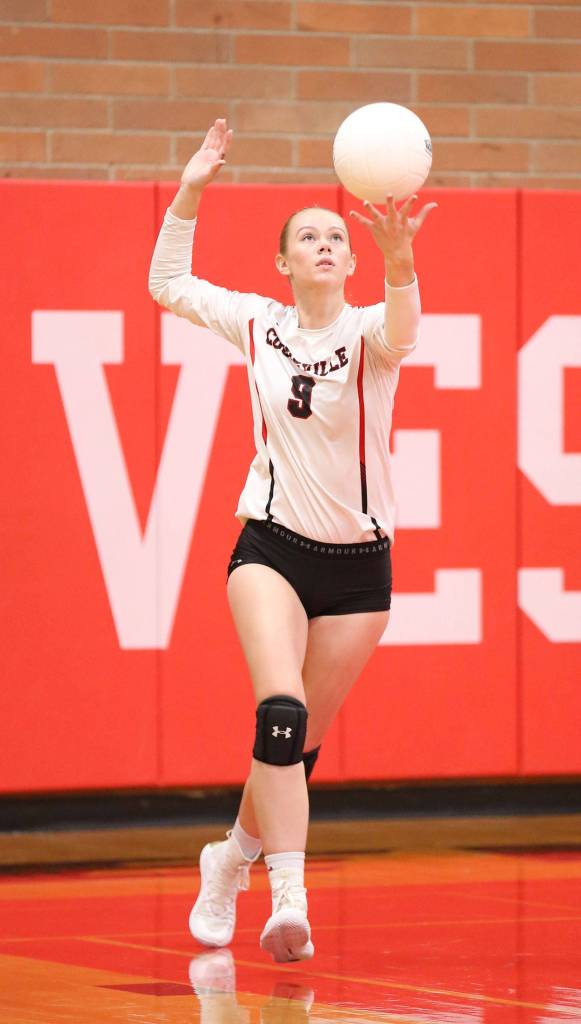 Chelsea Prescott gets ready to serve against the Eagles.(Photo by John Fisken)
