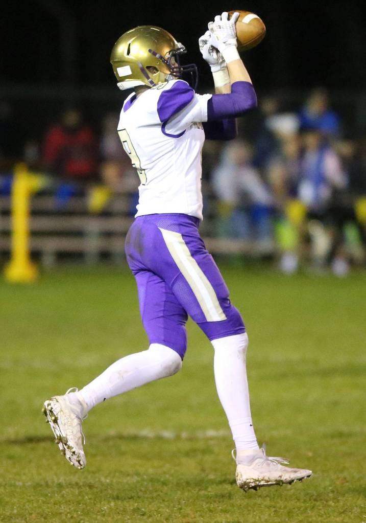 Will Rankin registers one of his three receptions in the game.(Photo by John Fisken)