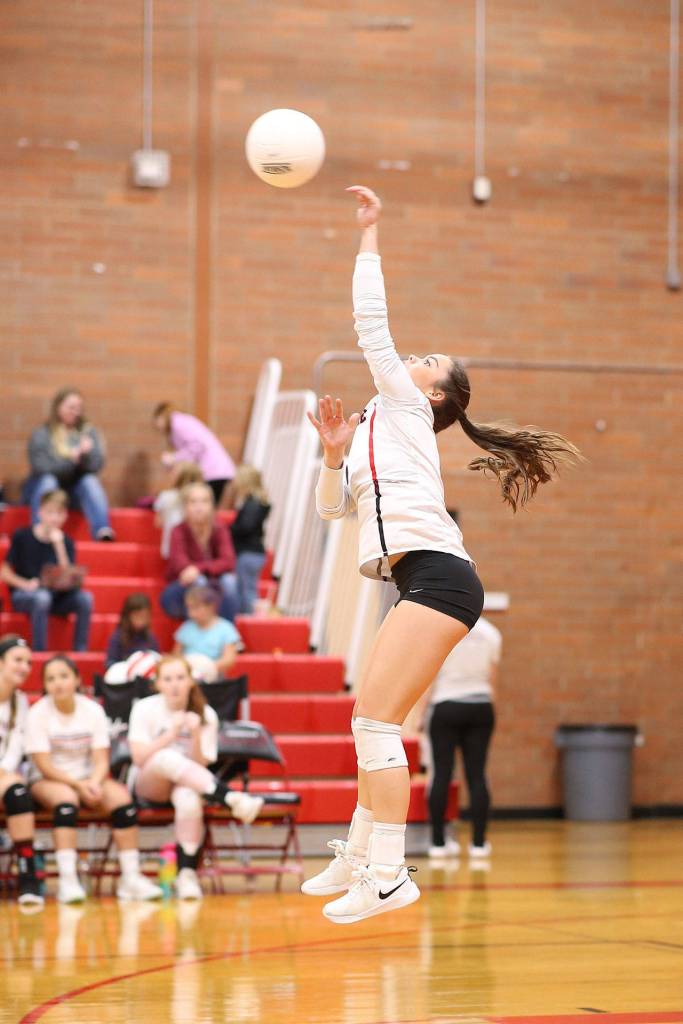 Maya Toomey-Stout goes for a kill.(Photo by John Fisken)