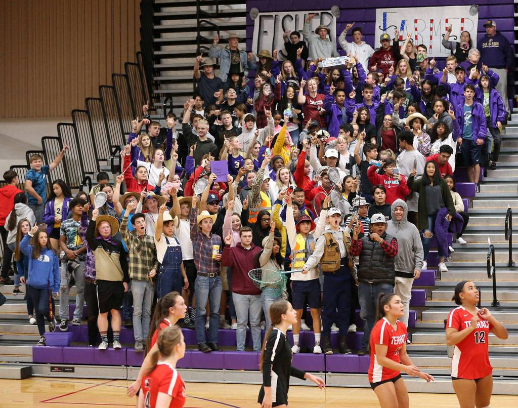 The Oak Harbor crowd indicates match point.(Photo by John Fisken)