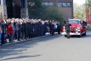 Late fire chief honored at ceremony in Renton