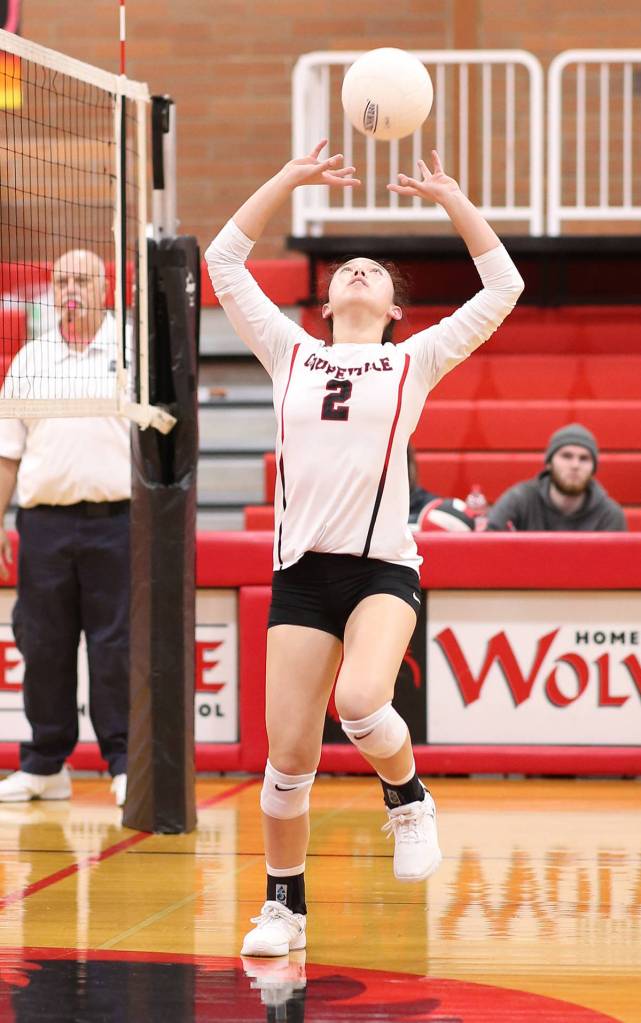 Scout Smith sets up the offense.(Photo by John Fisken)