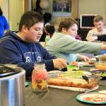 Oak Harbor police are guests of honor at academy’s ‘friendsgiving’ feast