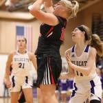 Couopevilles Avalon Renninger fires up a jump shot.(Photo by John Fisken)