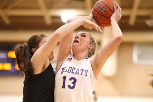 Wildcats fall in OT / Girls basketball