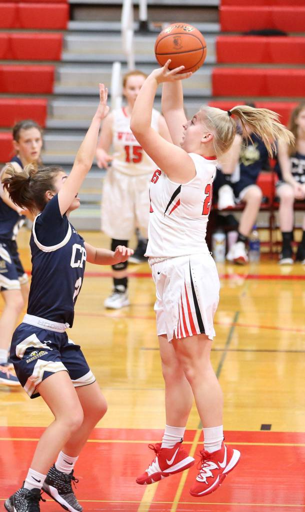 Avalon Renninger fires up a jumper.(Photo by John Fisken)