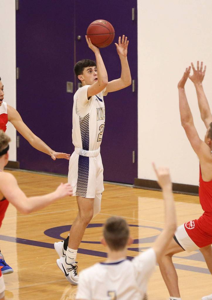 Gage McLeod launches a runner for the Wildcats.(Photo by John Fisken)