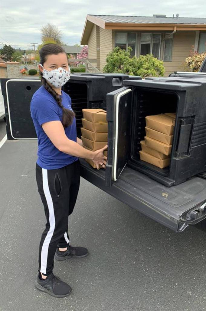 ‘Two-woman show’ finds way to thank health care personnel