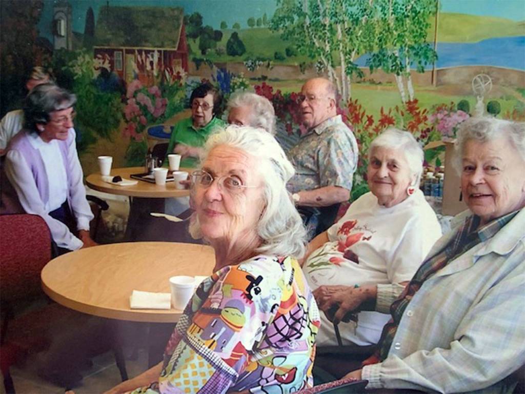 Whidbey artist teaching lessons to kids via Zoom