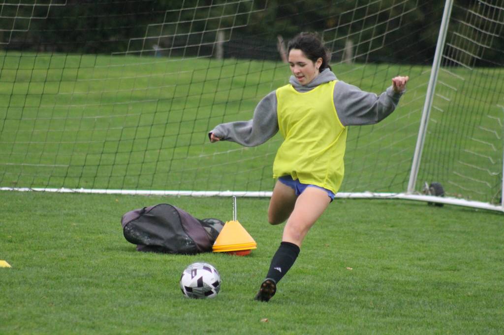 Photo by Kira Erickson/South Whidbey Record
Junior Nikki Murnane aims a kick during a scrimmage.