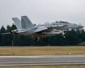 AvgeekJoe Productions
An EA-18G Growler practices touch-and-go maneuvers at the Navys Outlying Field Coupeville.