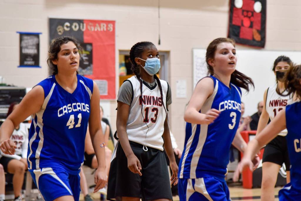 Photo by Conor Laffey
Suki Warden plays in a game against Cascade Middle School.