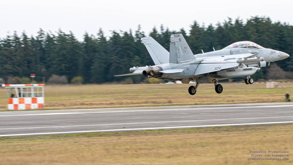PHOTO CREDIT: AvgeekJoe Productions, growlernoise-AT-gmail-DOT-com