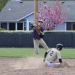 Gage McLeod goes for the ball. (Photo by John Fisken)