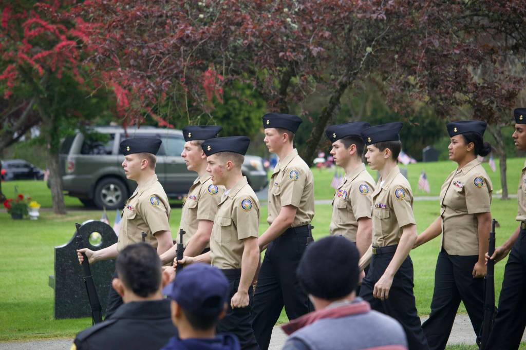 Oak Harbor High School Naval Junior Reserve Officers Training Corps Armed Drill Team (Photo by Rachel Rosen/Whidbey News-Times)