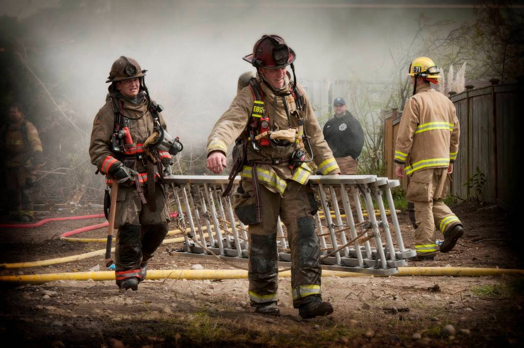 April 16 training burn. (Photo by Cheryl Andersson)