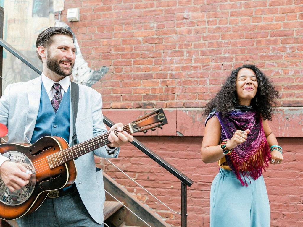 Joe Seamons and Briar performing. (Photo provided by Joe Seamons.)
