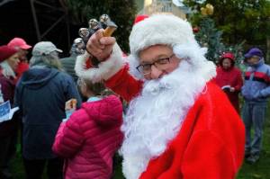 Photo by David Welton
Mark Stewart Cassidy is Whidbey Islands own Santa Claus. For the past two years, hes dressed up as the big jolly man for Langley Chamber of Commerce events and Whidbey Island Orchestra performances. This year, hes branching out to house calls.