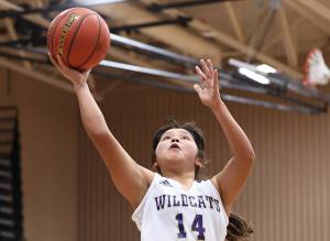 Photo by John Fisken
Oak Harbor athlete Mekayla Smith-Day takes a shot at a Jan. 13 game against Mount Vernon. The Oak Harbor girls varsity team defeated Mount Vernon 50-49. The team is now 7-5 overall this season.