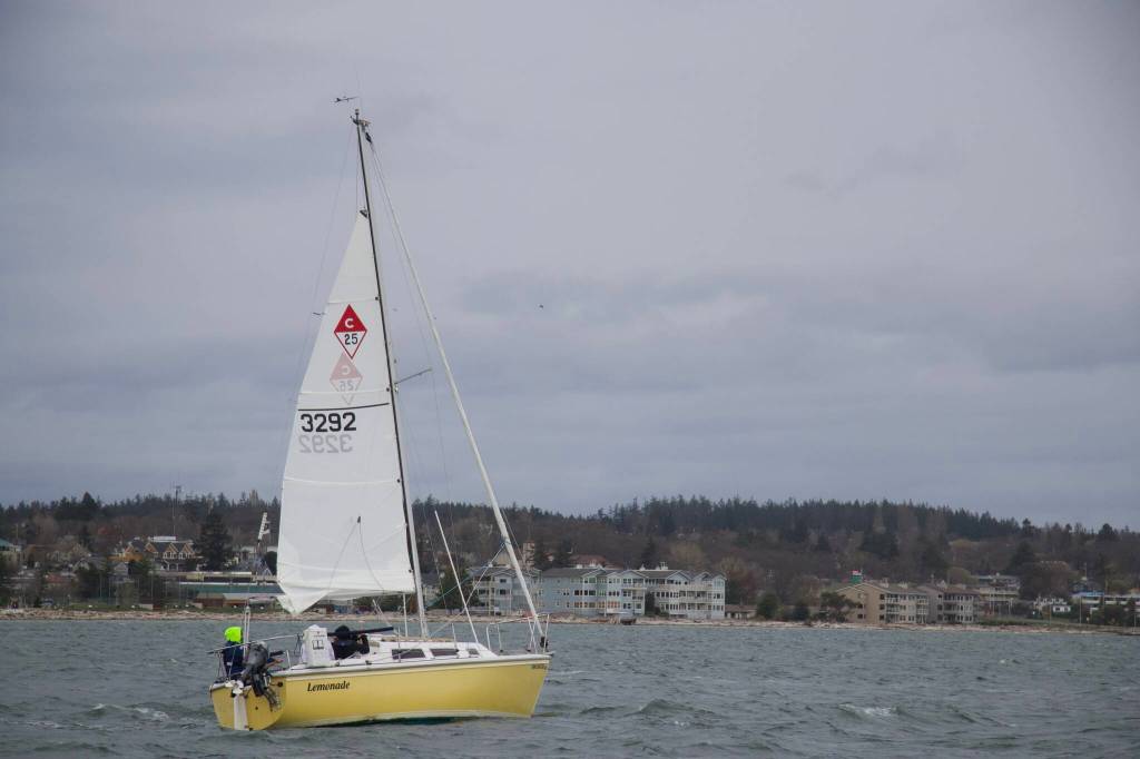 A San Jaun 24 sailboat named Lemonade before an Oak Harbor Yach Club race. (Photo by Rachel Rosen/Whidbey News-Times)