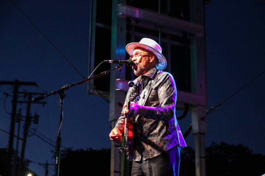 Photo by Luisa Loi
Blues legend John Primer had audience members screaming for an encore.