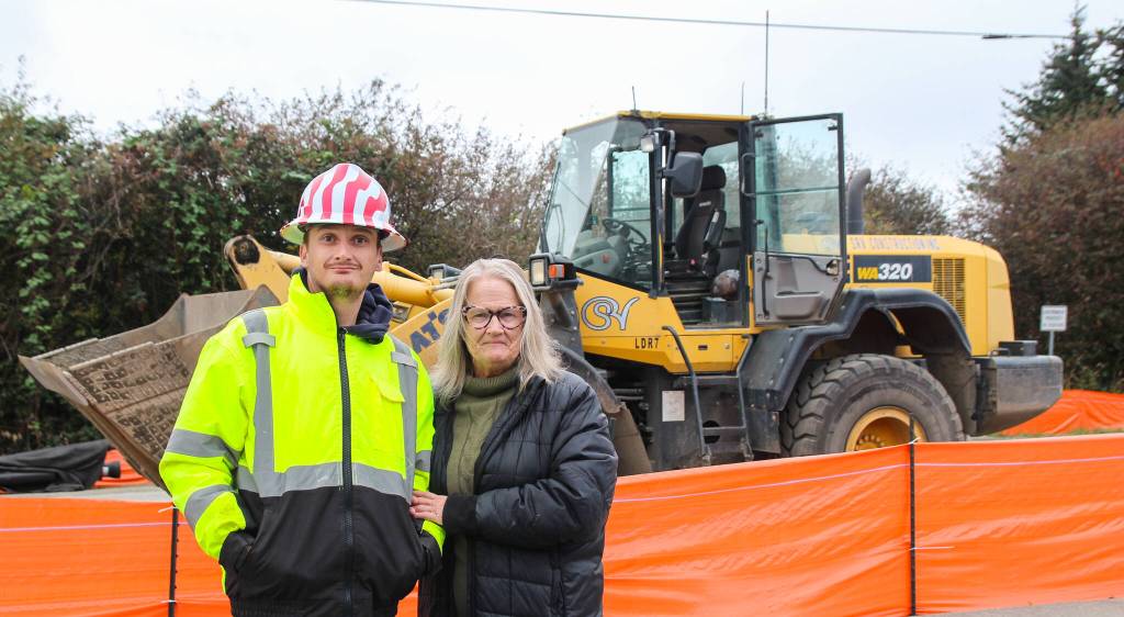 (Photo by Luisa Loi)
Tuesday, Derek took his mom Sheryl on a tour of the Northeast 7th Street construction site, where has become a beloved visitor. Sheryl hopes her son will one day get the job of his dreams.