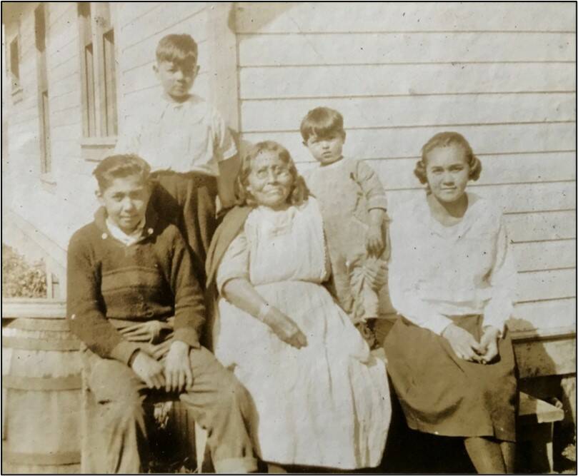 (Photo provided by South Whidbey Historical Society)
Mary Shelton (Ge-Gah-Ha) with her grandchildren on South Whidbey.