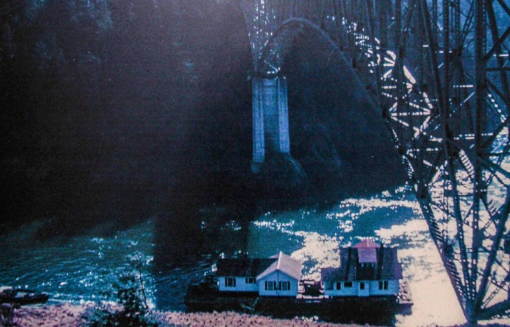 (Photo by Roy Peterson)