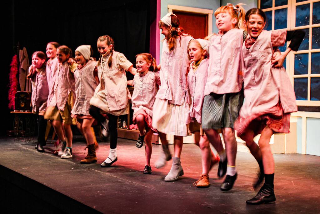 (Photo by Luisa Loi)
Sunny Thuet, Brooklyn Tesch, Samantha Howard, Julia Hendricks, Liv Phillips, Saoirse Burke, Lexi Thuet, Addie Horrobin and Layla Southern play the orphans.