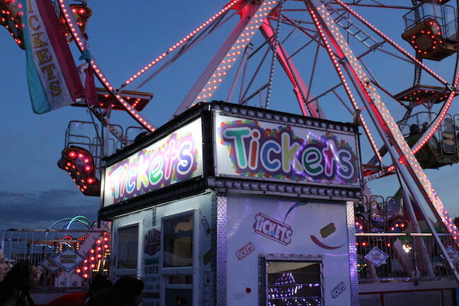 The carnival is alive at night (Photo by Allyson Ballard)